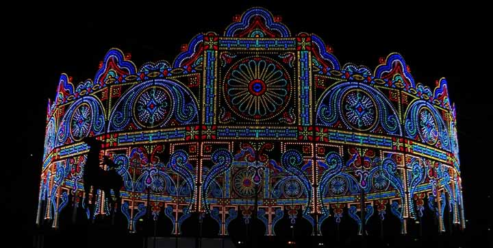 ルミナリエ点灯