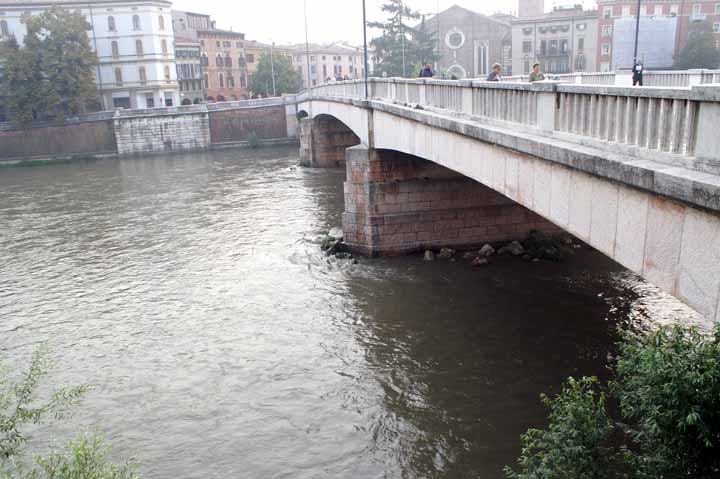 This picture is for quick loading of picture.