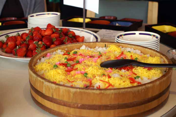 PICA0997.jpg
 ORG[720 x 479] NOW[ 720 x 479]
(�␳�O�{�����{���␳������100���ŕ\����)