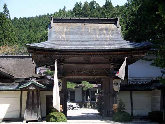 IMGP2073.jpg
 ORG[640 x 480] NOW[ 640 x 480]
(�␳�O�{�����{���␳������100���ŕ\����)