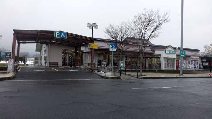 DRC01307.jpg
 ORG[720 x 405] NOW[ 720 x 405]
(�␳�O�{�����{���␳������100���ŕ\����)