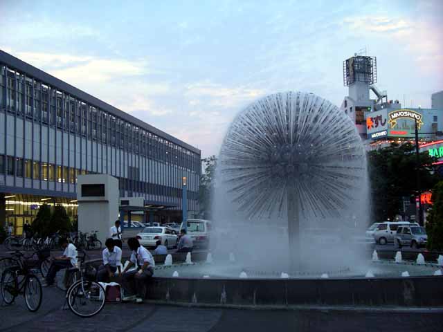 IMGP2366.jpg
 ORG[640 x 480] NOW[ 640 x 480]
(�␳�O�{�����{���␳������100���ŕ\����)